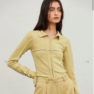 source unknown contrast stitch top